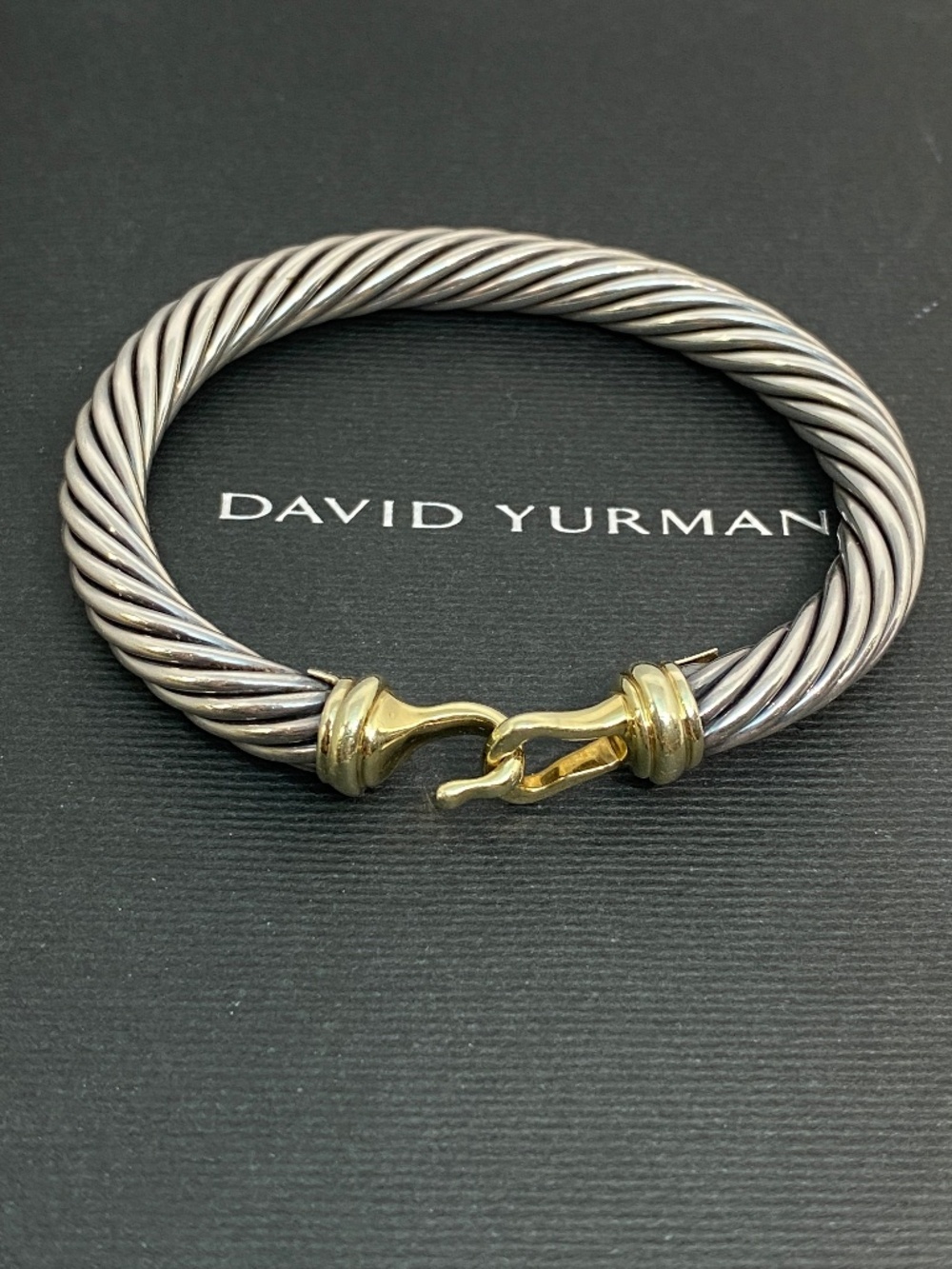 David Yurman Classic cable Buckle Bracelet 14K Gold Medium MSRP $2300